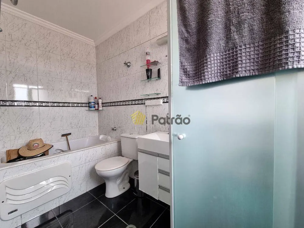 Sobrado, 3 quartos, 289 m² - Foto 2