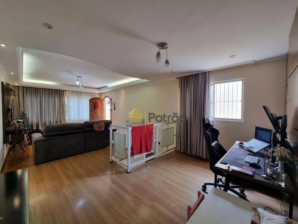 Sobrado, 3 quartos, 289 m² - Foto 4