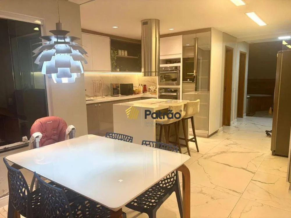 Sobrado, 4 quartos, 245 m² - Foto 4