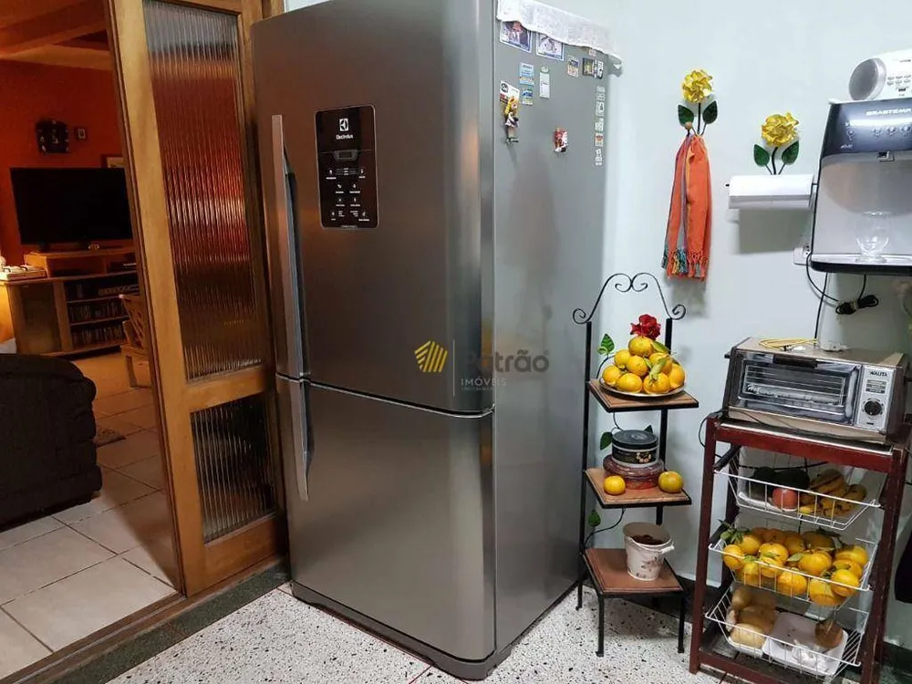 Casa, 3 quartos, 269 m² - Foto 1