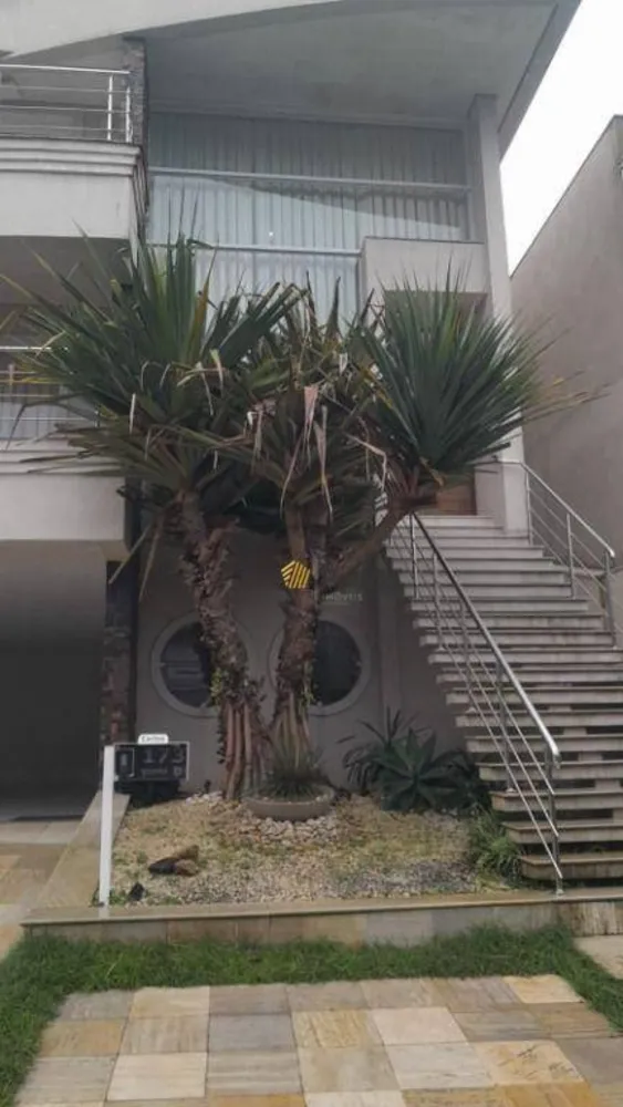 Sobrado, 3 quartos, 492 m² - Foto 2