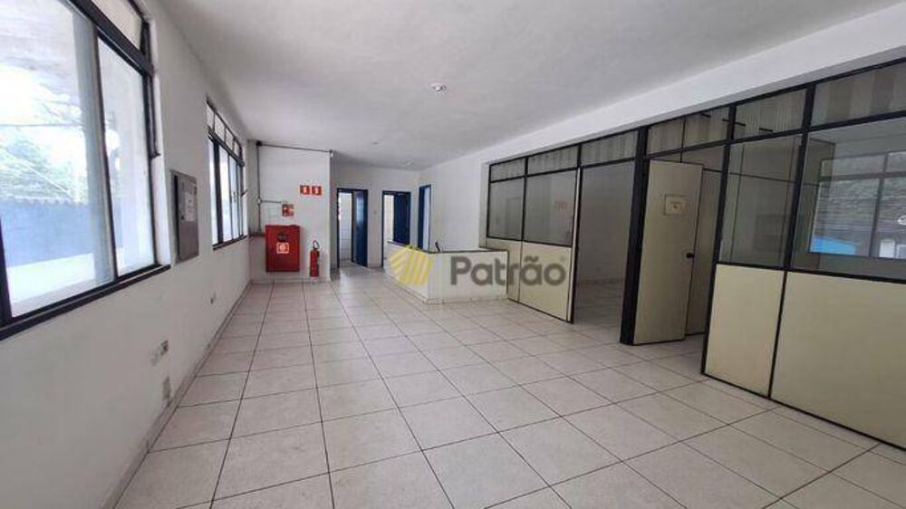 Depósito-Galpão-Armazém para alugar, 2250m² - Foto 4