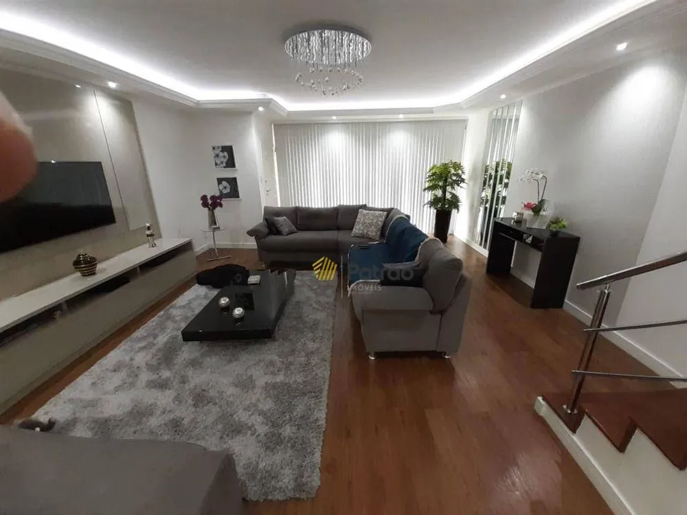 Sobrado, 4 quartos, 250 m² - Foto 1