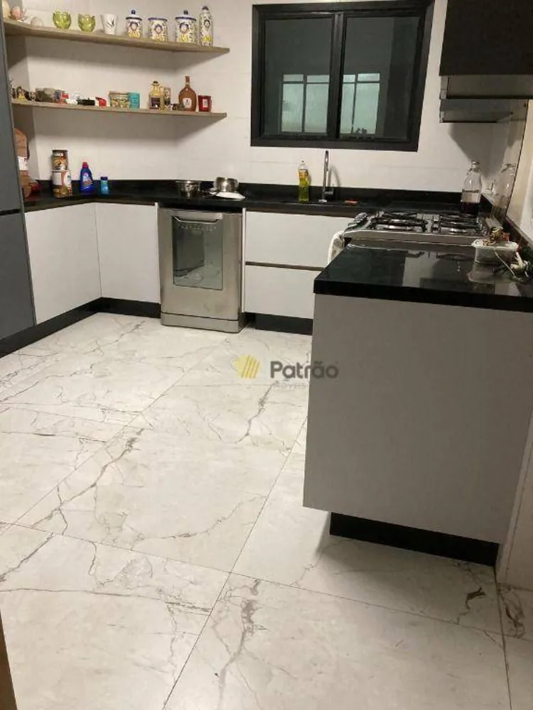 Apartamento, 3 quartos, 139 m² - Foto 2