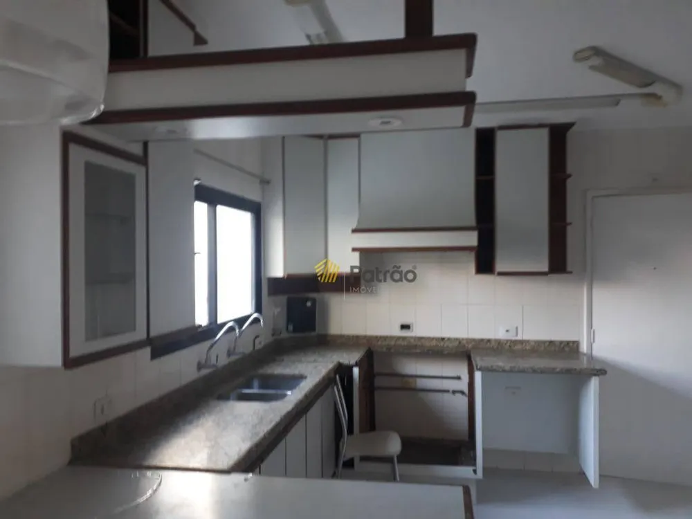 Apartamento, 3 quartos, 153 m² - Foto 1