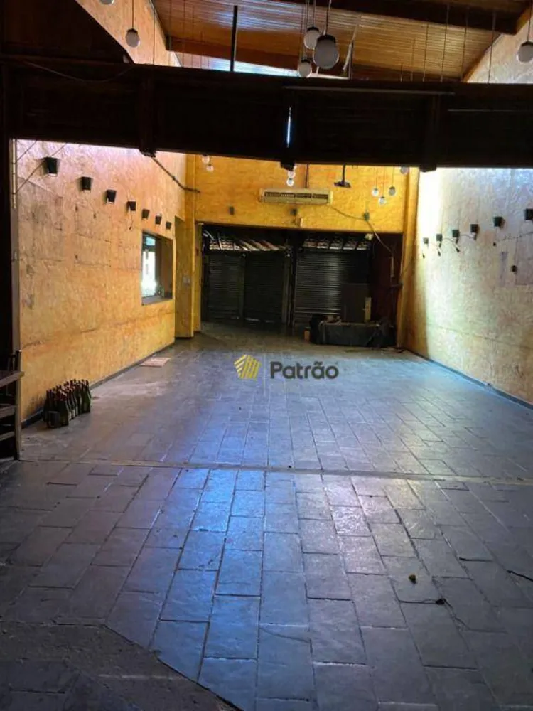 Loja-Salão, 641 m² - Foto 1