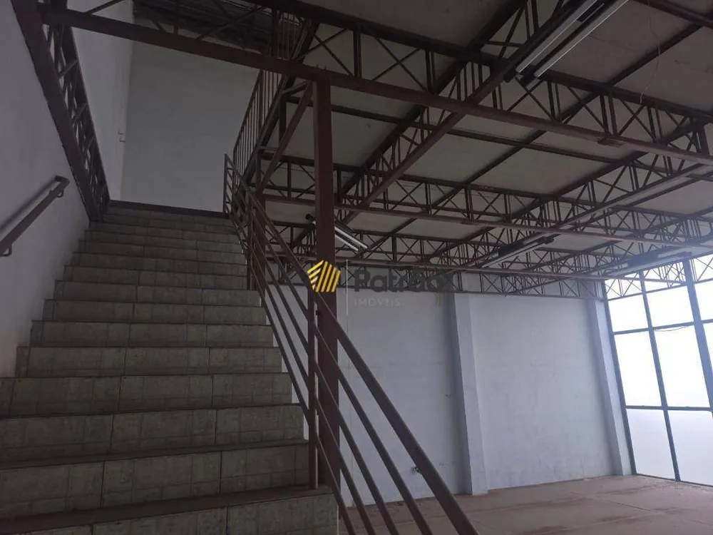 Depósito-Galpão, 531 m² - Foto 1