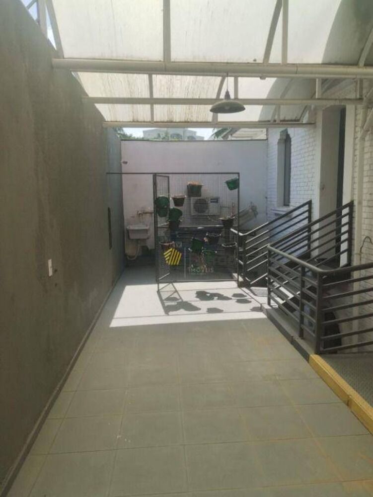 Casa à venda e aluguel com 10 quartos, 481m² - Foto 3