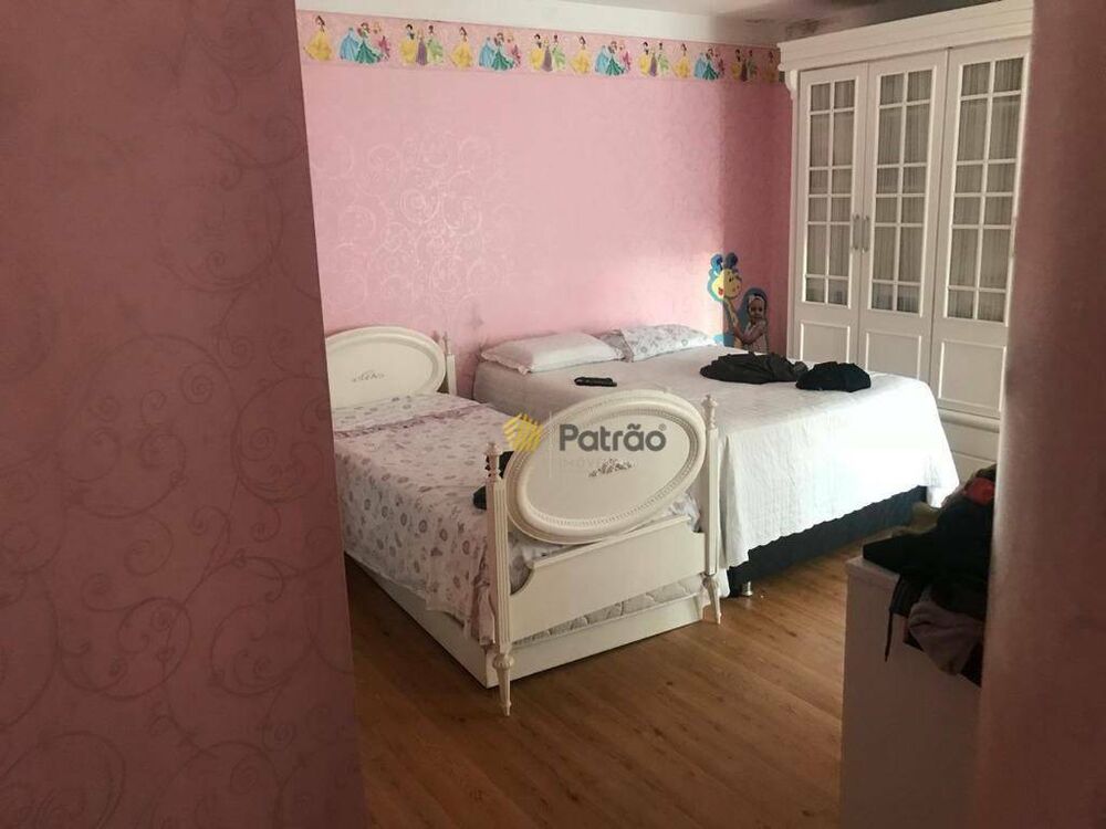 Casa de Condomínio à venda com 4 quartos, 600m² - Foto 10