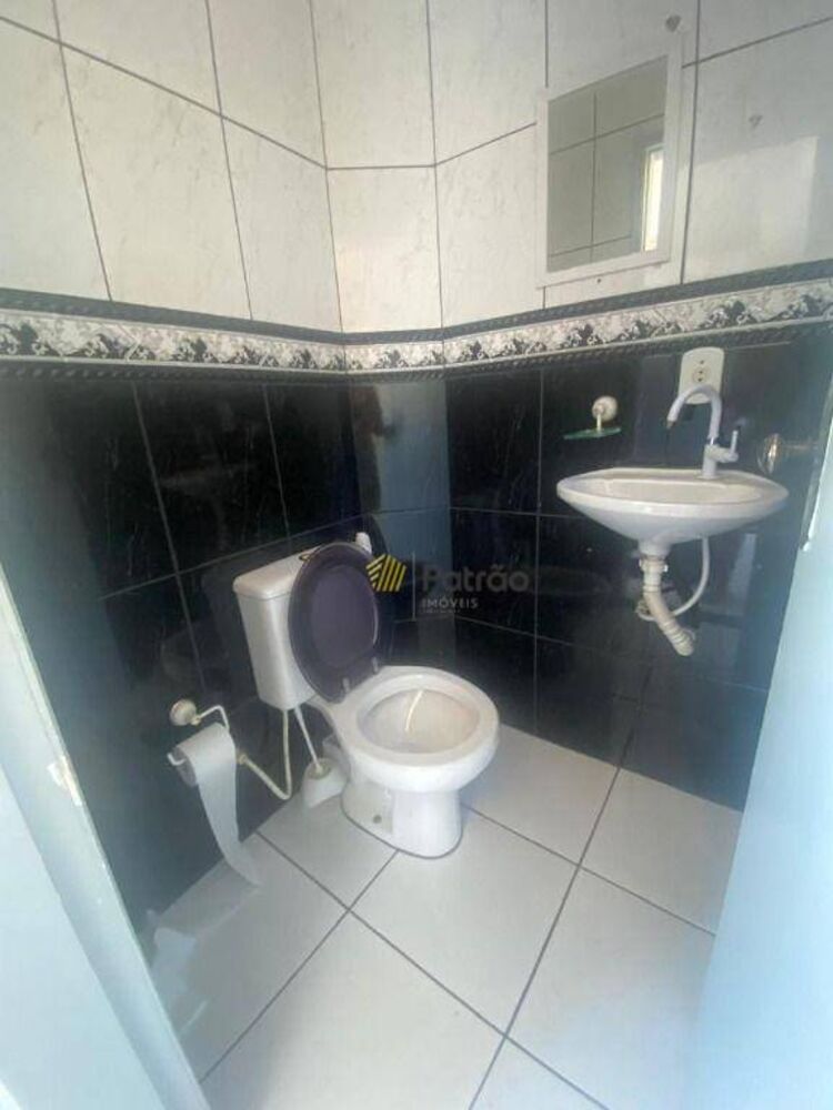 Sobrado à venda e aluguel com 3 quartos, 231m² - Foto 2