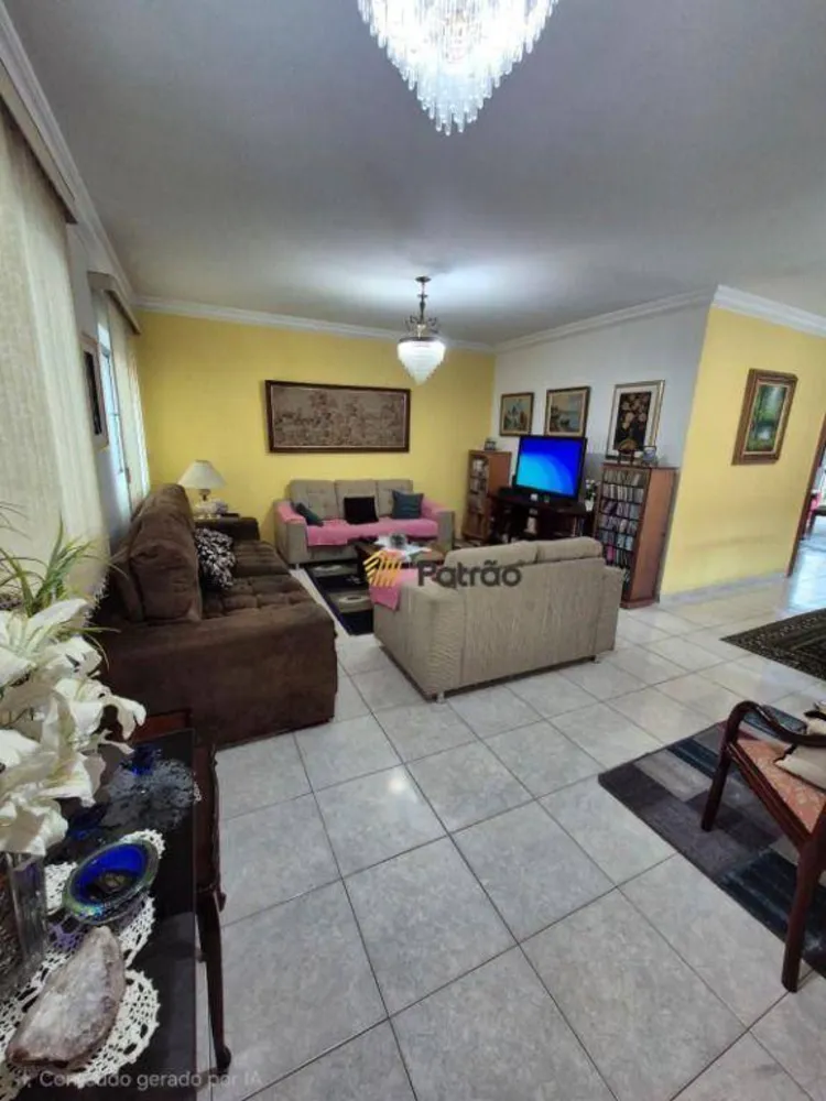 Sobrado, 4 quartos, 360 m² - Foto 2