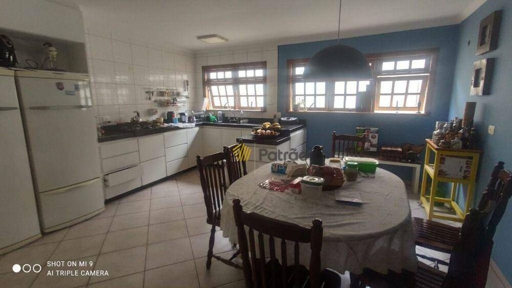 Sobrado, 3 quartos, 320 m² - Foto 14