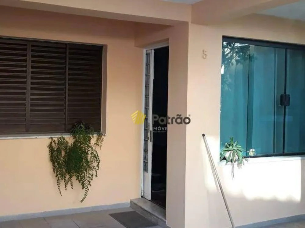 Casa, 3 quartos, 89 m² - Foto 2
