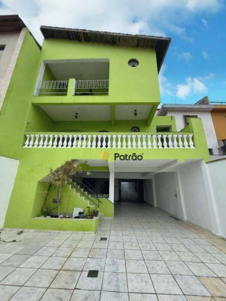 Sobrado, 3 quartos, 315 m² - Foto 1