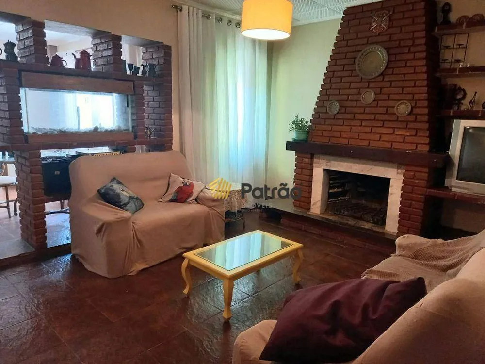 Sobrado, 4 quartos, 273 m² - Foto 1