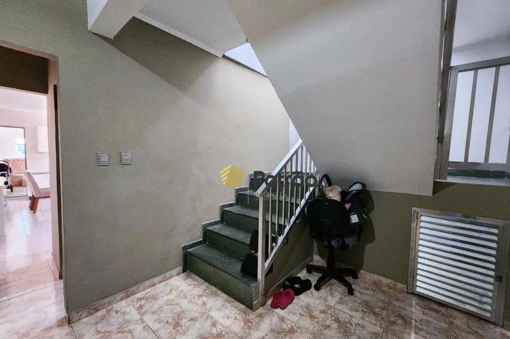 Sobrado, 3 quartos, 198 m² - Foto 4