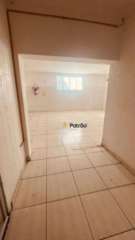 Sobrado, 3 quartos, 261 m² - Foto 2