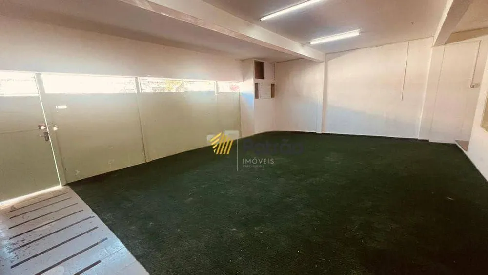 Sobrado, 3 quartos, 261 m² - Foto 1