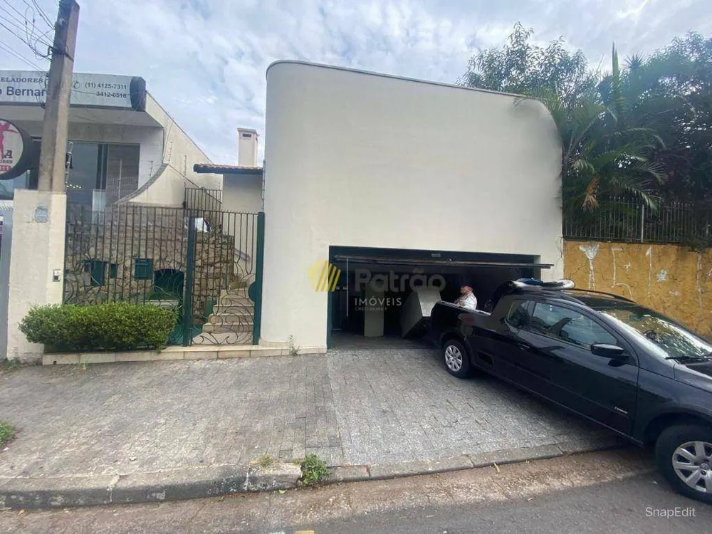Casa, 3 quartos, 275 m² - Foto 1