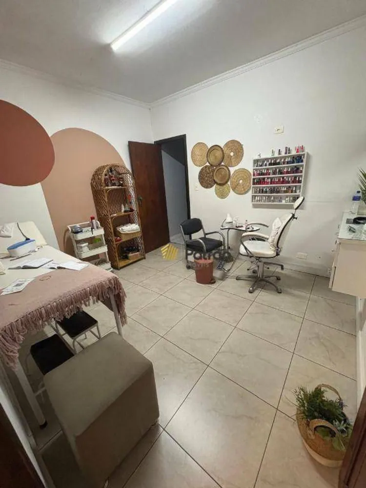 Casa, 3 quartos, 203 m² - Foto 13