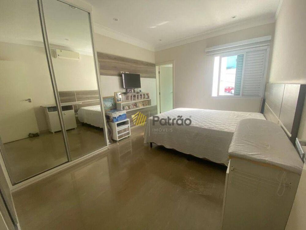 Sobrado, 3 quartos, 274 m² - Foto 12