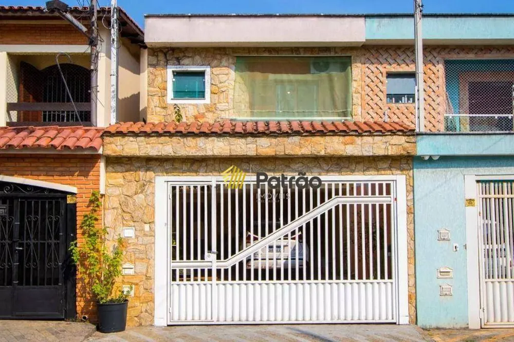 Sobrado, 3 quartos, 200 m² - Foto 1