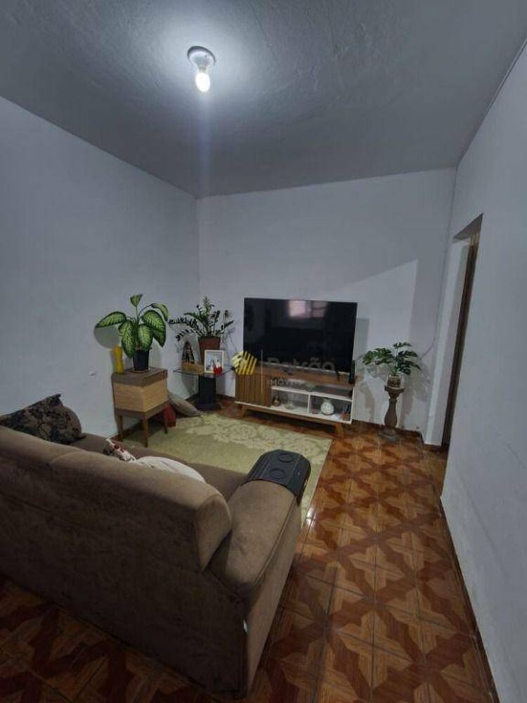 Casa à venda com 3 quartos, 159m² - Foto 2