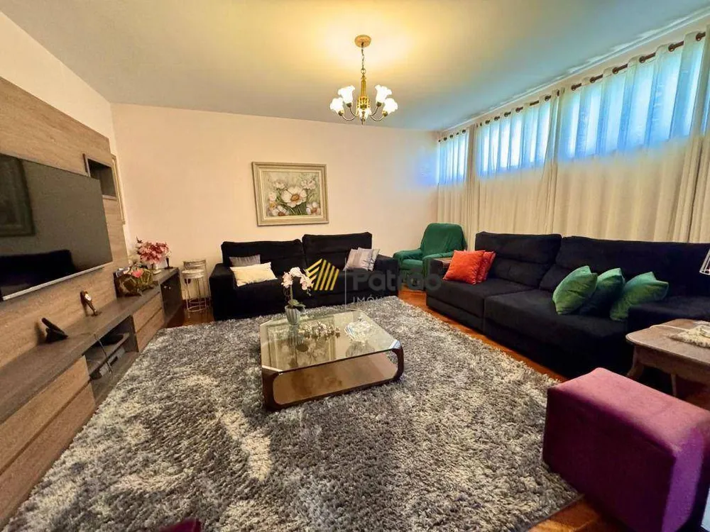 Casa, 4 quartos, 270 m² - Foto 1