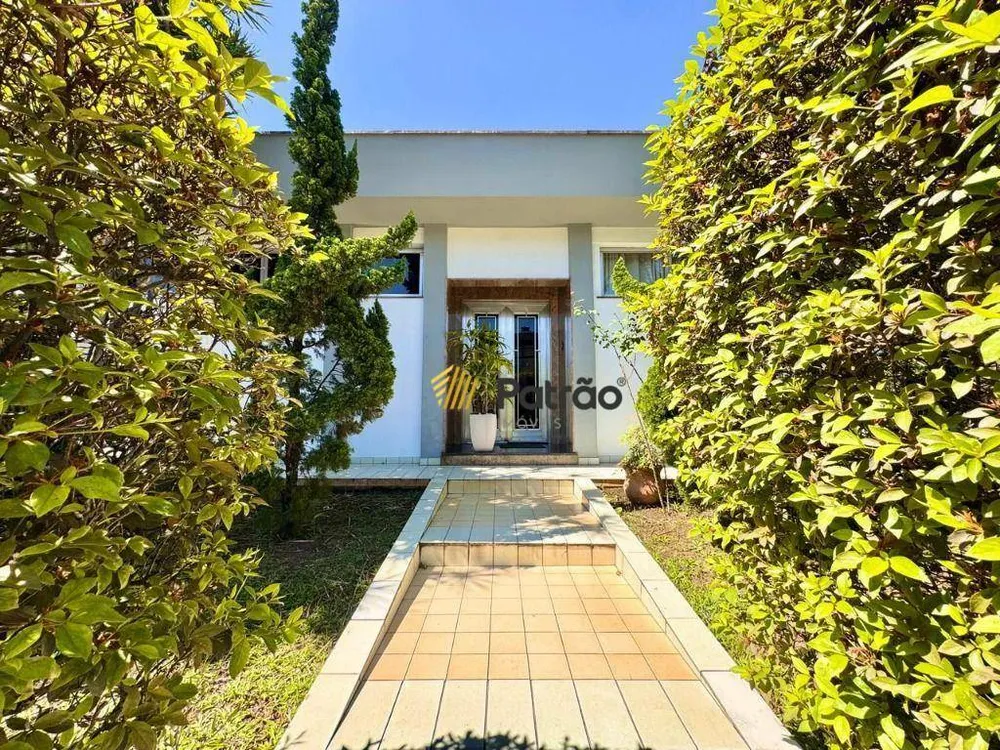 Casa, 4 quartos, 270 m² - Foto 12
