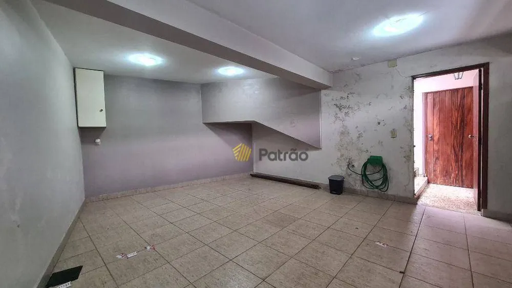 Casa, 5 quartos, 307 m² - Foto 3