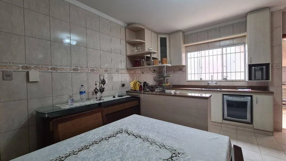Casa, 5 quartos, 307 m² - Foto 2