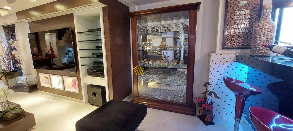 Cobertura, 3 quartos, 260 m² - Foto 9