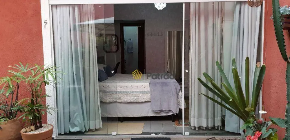 Casa, 4 quartos, 248 m² - Foto 11