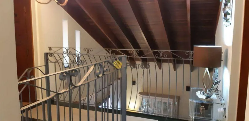 Casa, 4 quartos, 248 m² - Foto 2