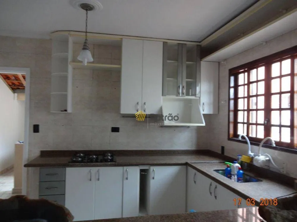 Sobrado, 3 quartos, 244 m² - Foto 13