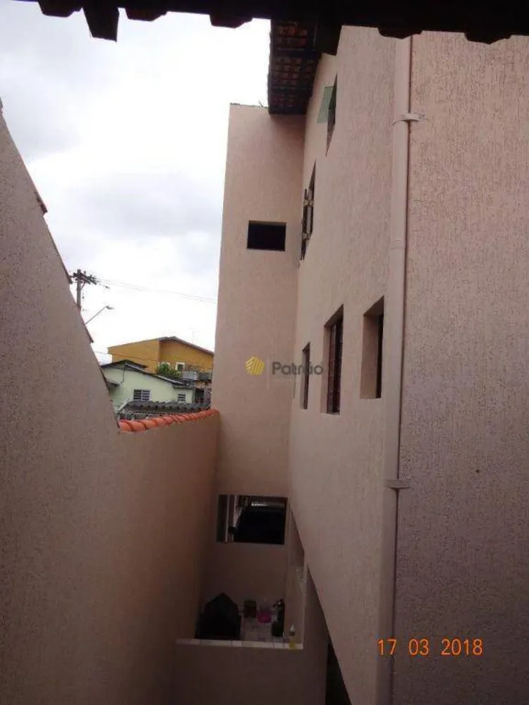 Sobrado, 3 quartos, 244 m² - Foto 10