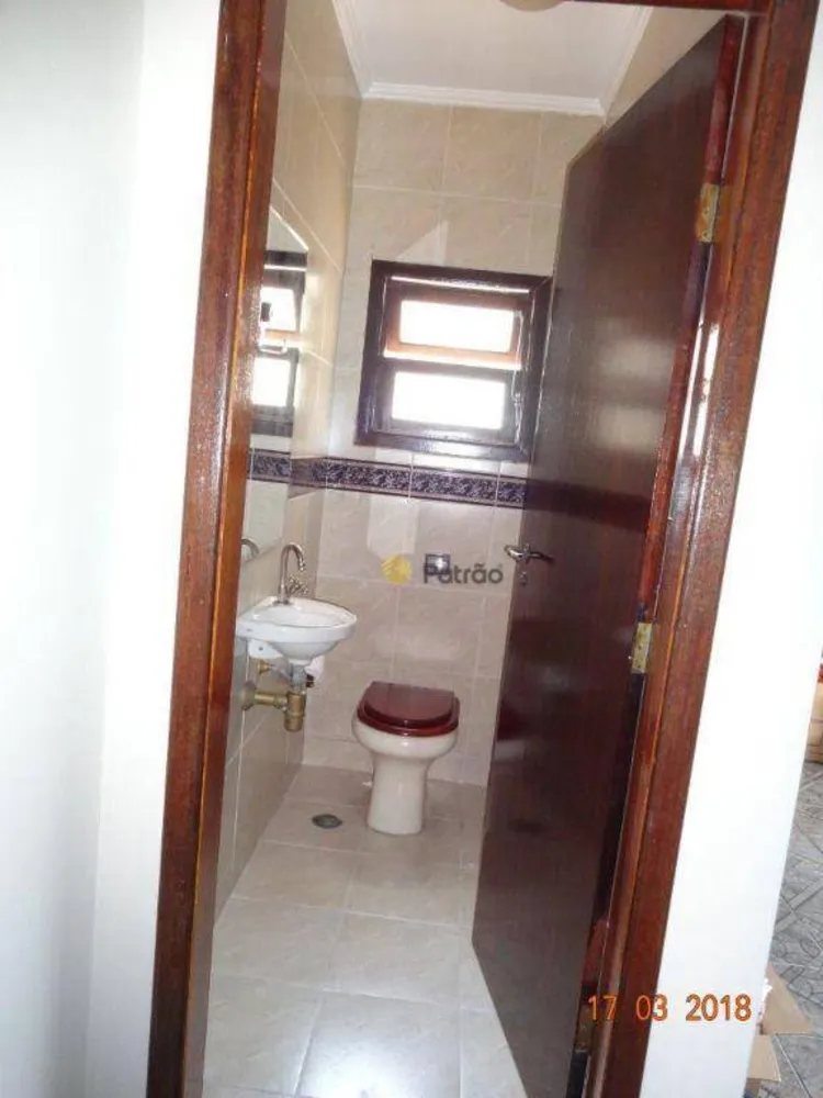 Sobrado, 3 quartos, 244 m² - Foto 4