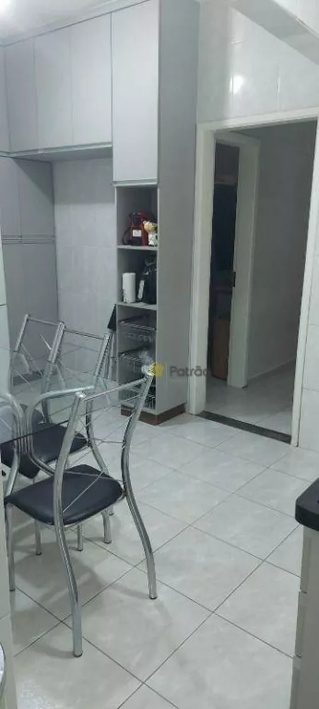 Casa, 2 quartos, 205 m² - Foto 4