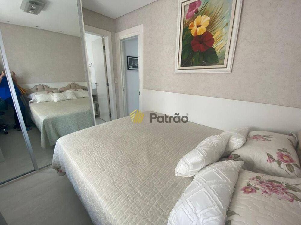 Apartamento, 3 quartos, 156 m² - Foto 2