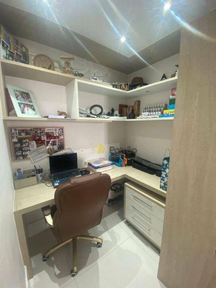 Apartamento, 3 quartos, 156 m² - Foto 3