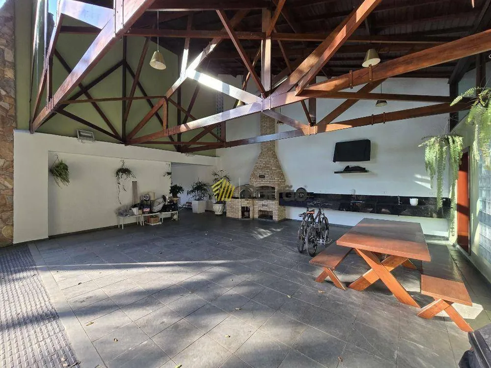 Casa, 3 quartos, 454 m² - Foto 1