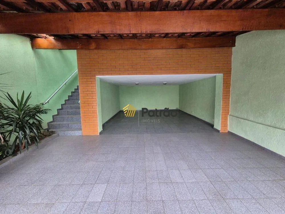 Casa, 4 quartos, 213 m² - Foto 1