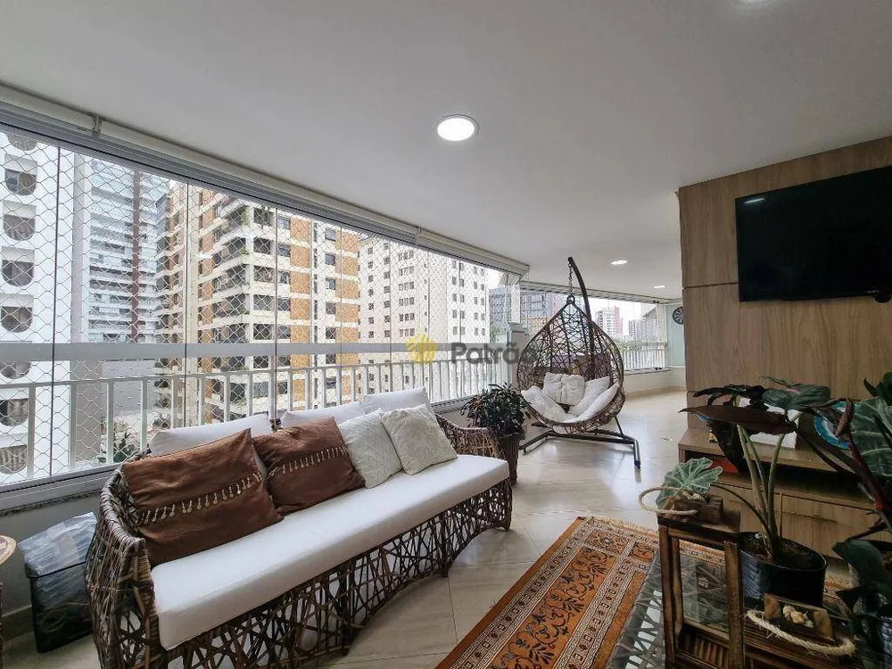 Apartamento, 4 quartos, 205 m² - Foto 2