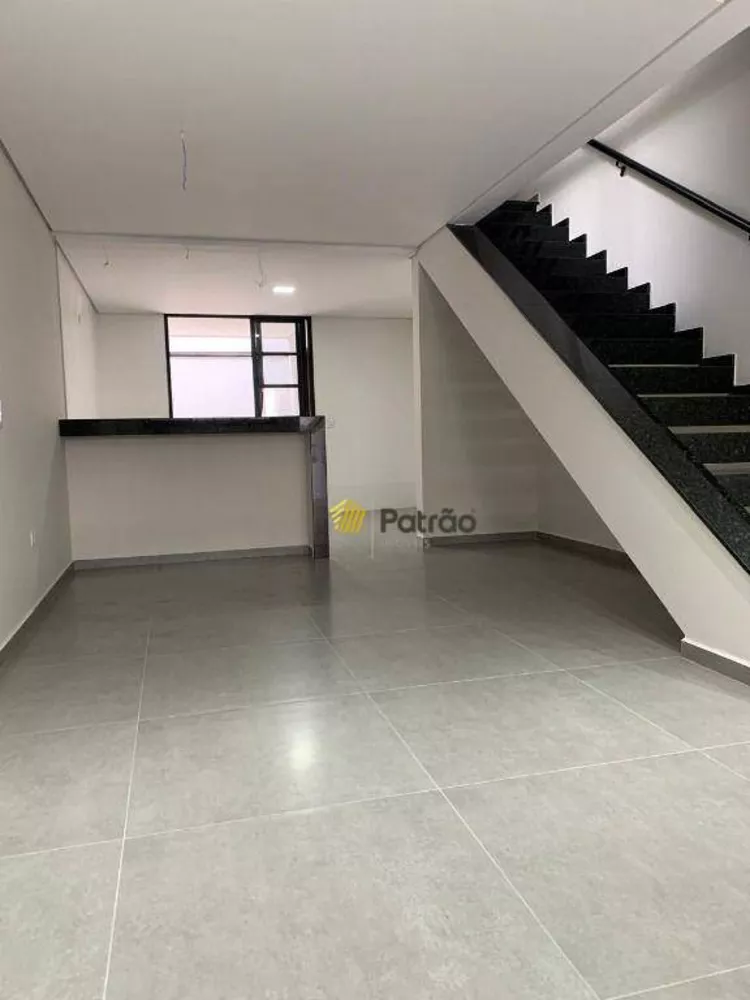 Sobrado, 3 quartos, 180 m² - Foto 1