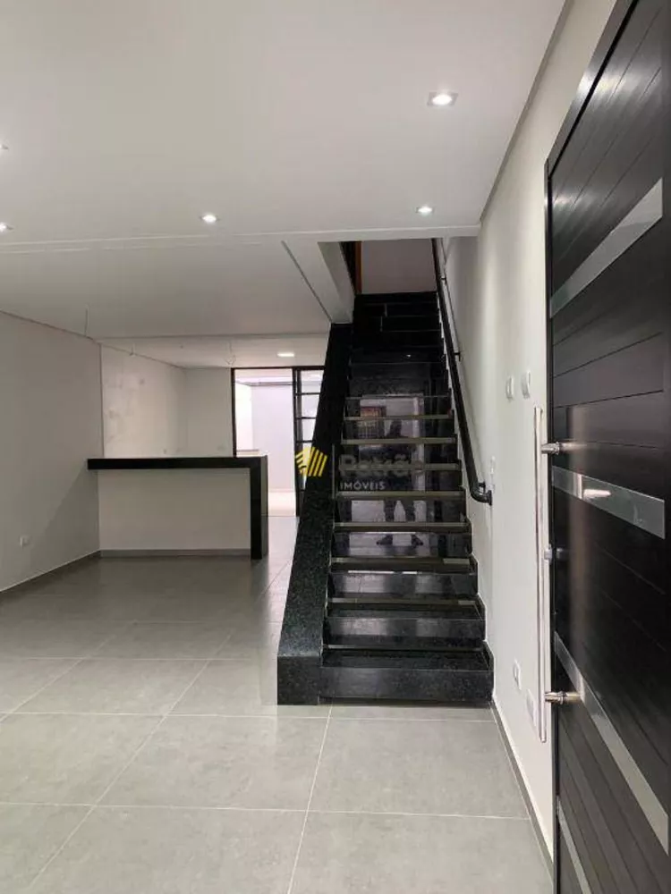 Sobrado, 3 quartos, 180 m² - Foto 2