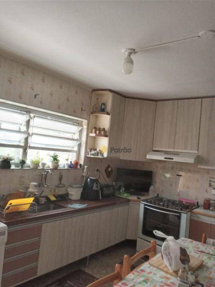 Sobrado, 4 quartos, 200 m² - Foto 1