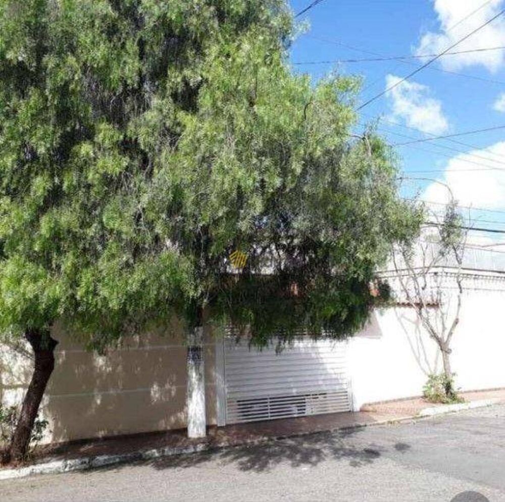 Casa, 3 quartos, 315 m² - Foto 1