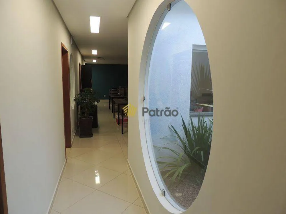 Casa, 3 quartos, 202 m² - Foto 11