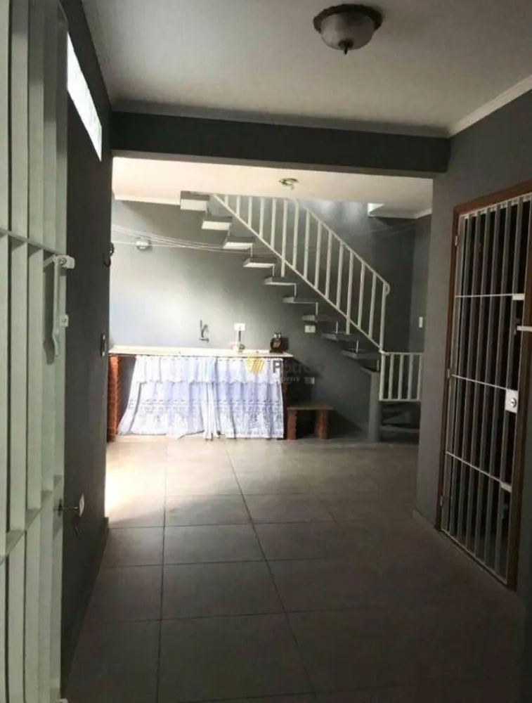 Casa, 6 quartos, 260 m² - Foto 7