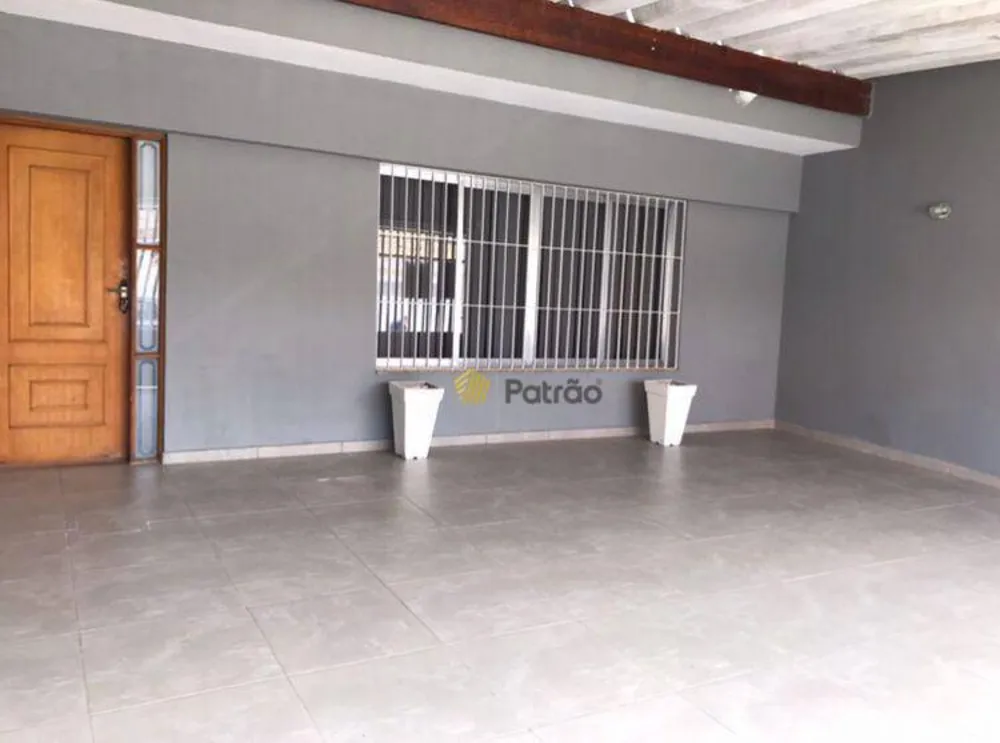 Casa, 6 quartos, 260 m² - Foto 1
